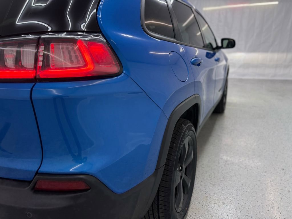 Used 2020 Jeep Cherokee Latitude Plus image 37