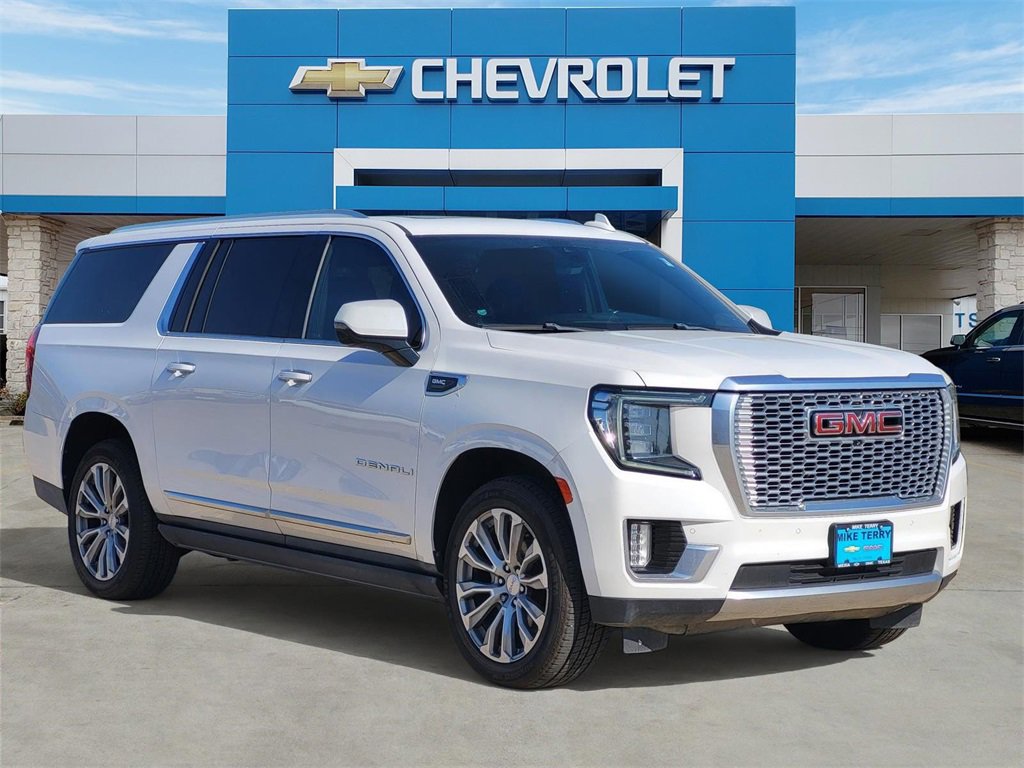 Used 2021 GMC Yukon XL Denali w/ Denali Premium Package