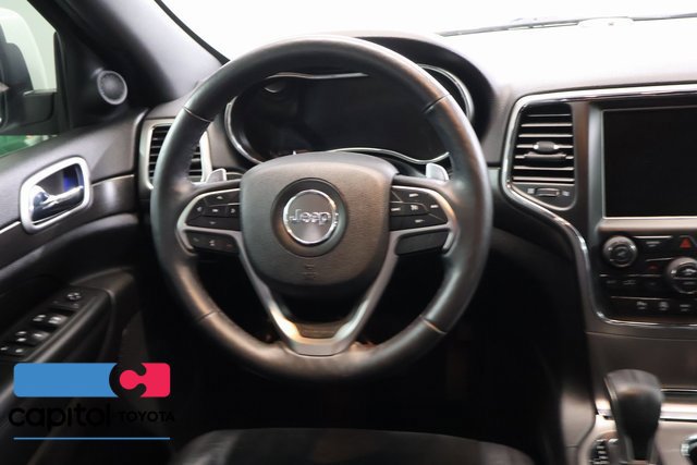Used 2017 Jeep Grand Cherokee Altitude AWD/4WD image 14