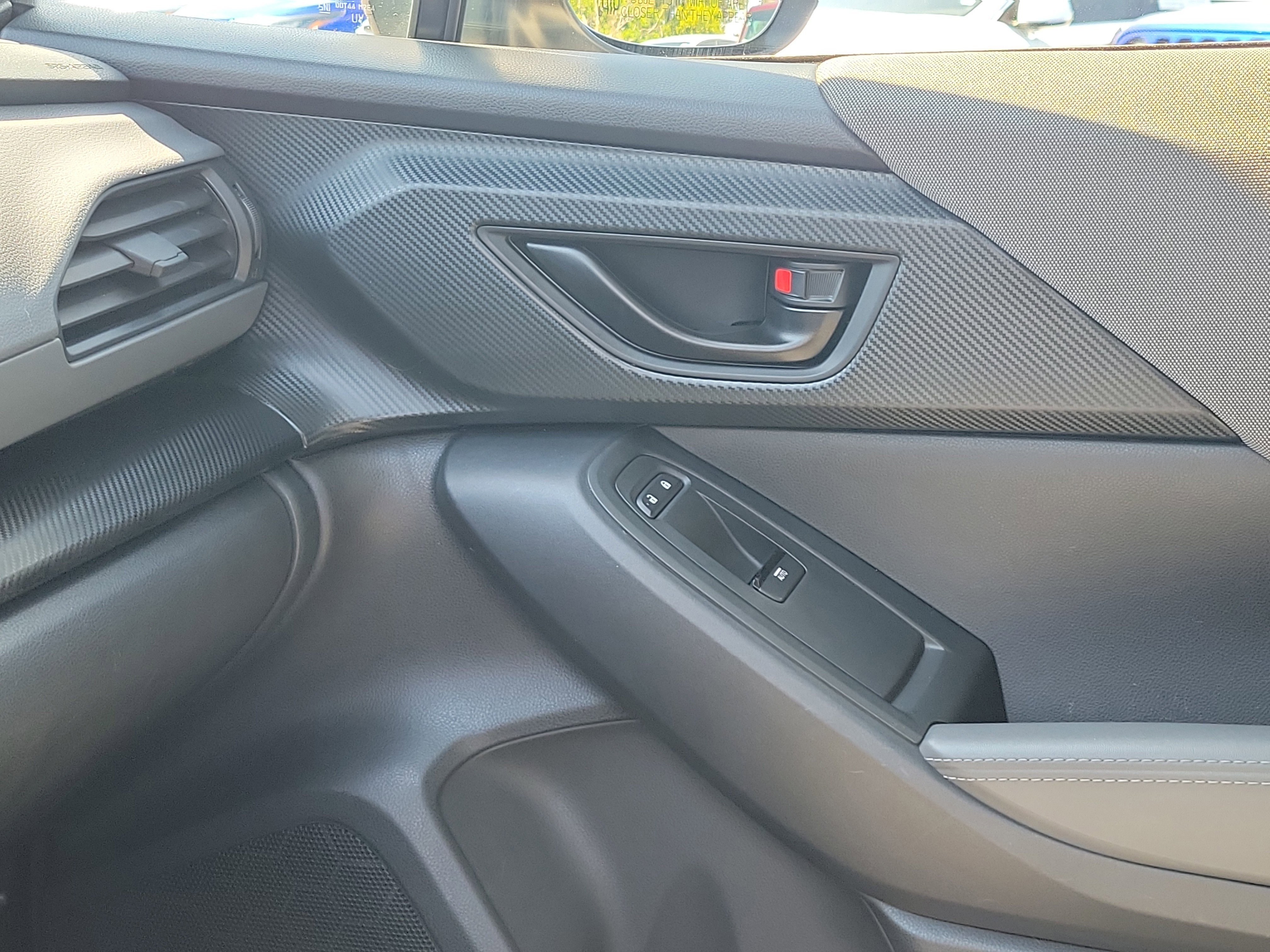 Certified 2024 Subaru Crosstrek 2.0i Premium image 31