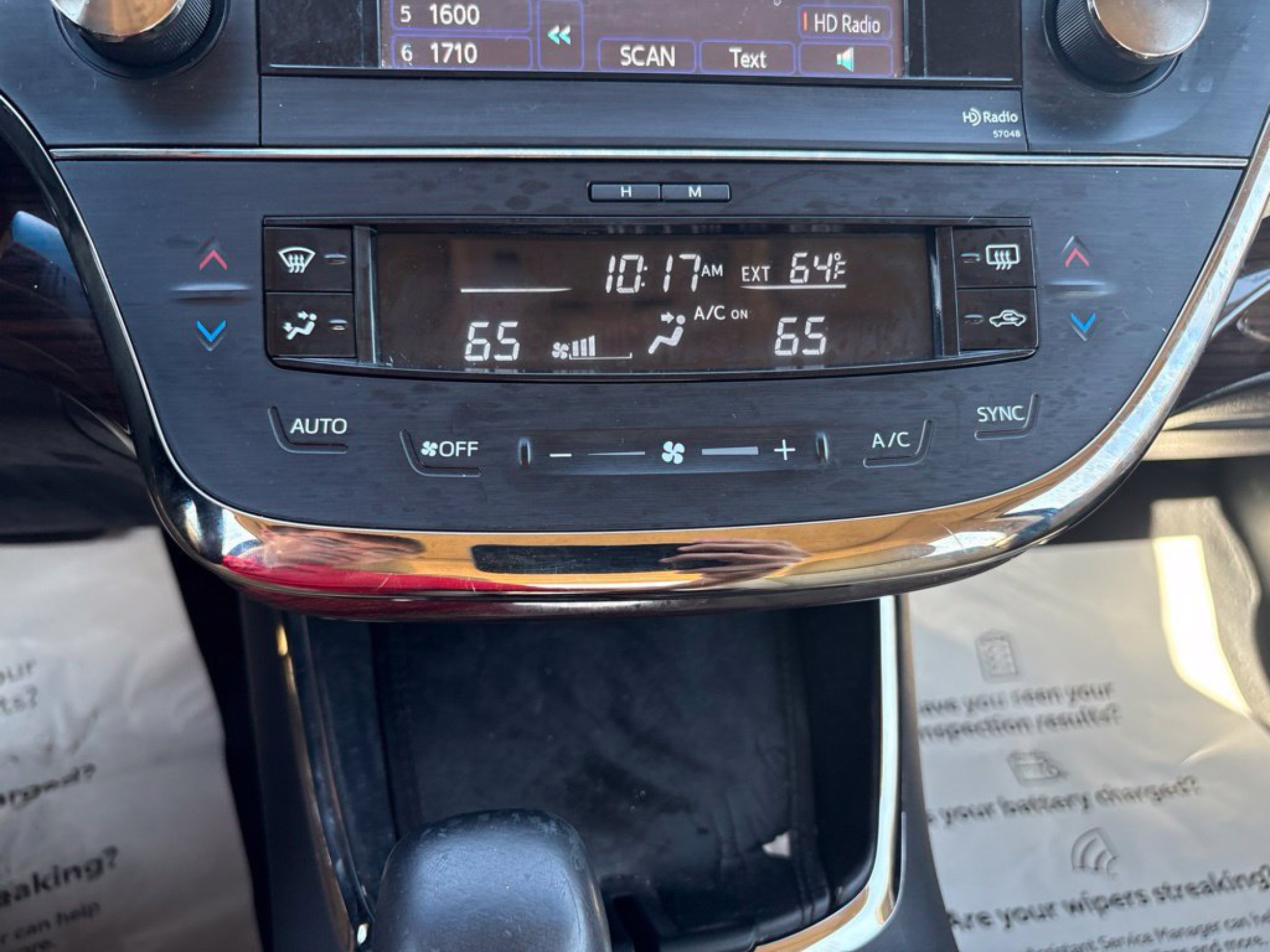 Used 2014 Toyota Avalon XLE Touring FWD image 13