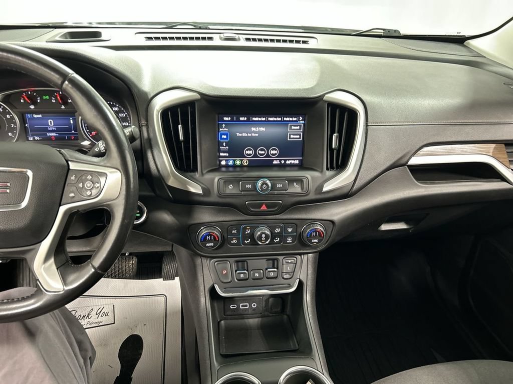 Used 2021 GMC Terrain SLE w/ Driver Convenience Package AWD/4WD image 18