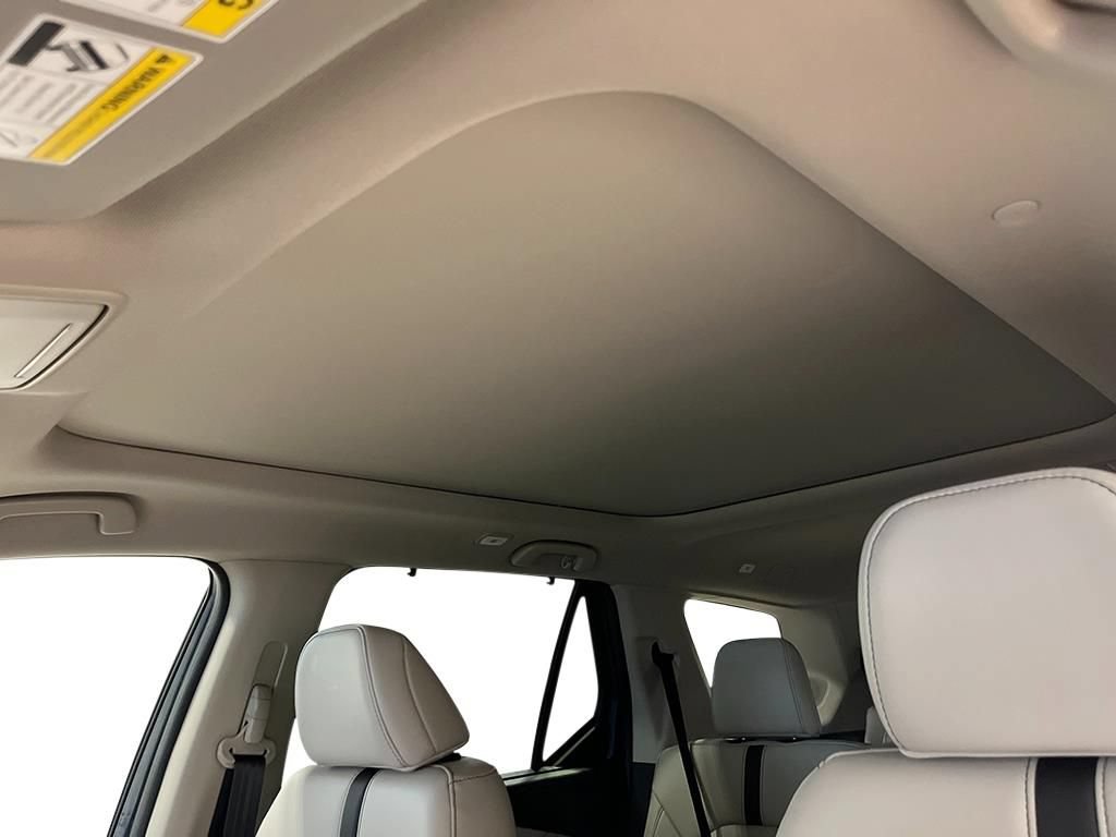 New 2026 Honda Pilot Touring image 17