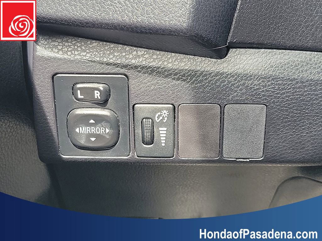 Used 2014 Toyota Corolla LE Premium w/ Driver Convenience Package FWD image 17