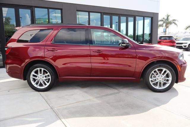 Used 2024 Dodge Durango GT RWD image 2