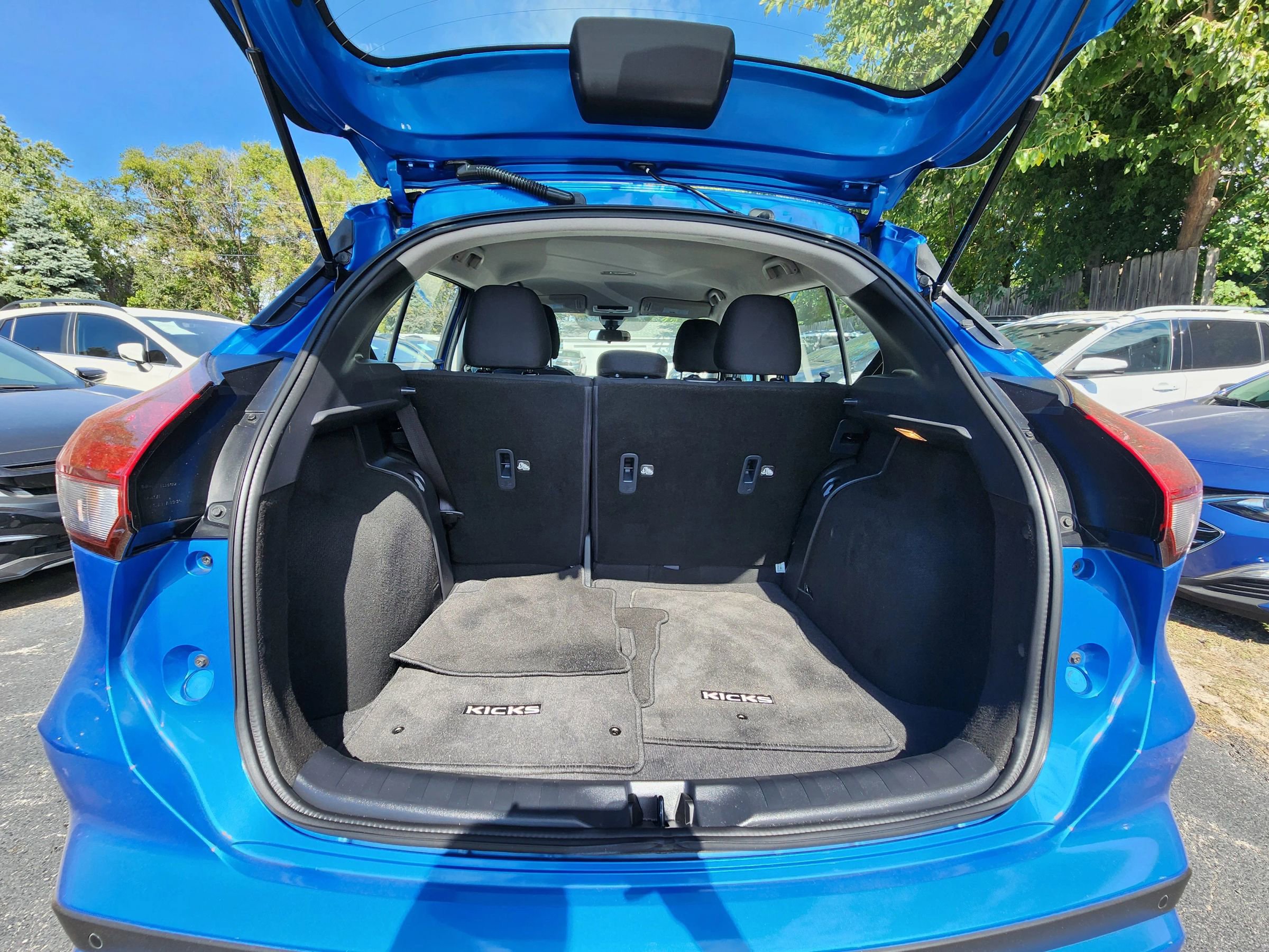 Used 2024 Nissan Kicks S image 20