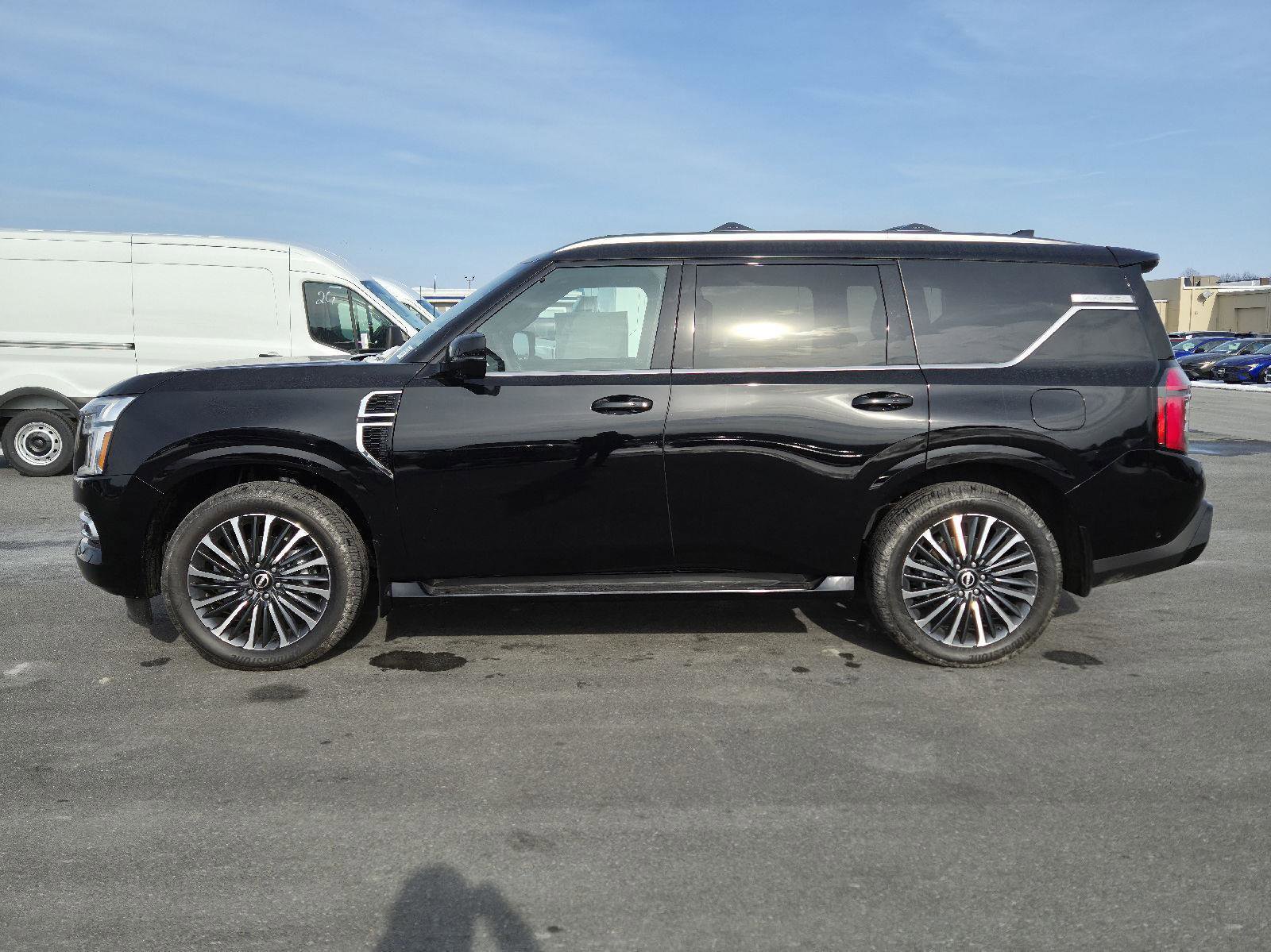 New 2025 Nissan Armada Platinum Reserve image 8