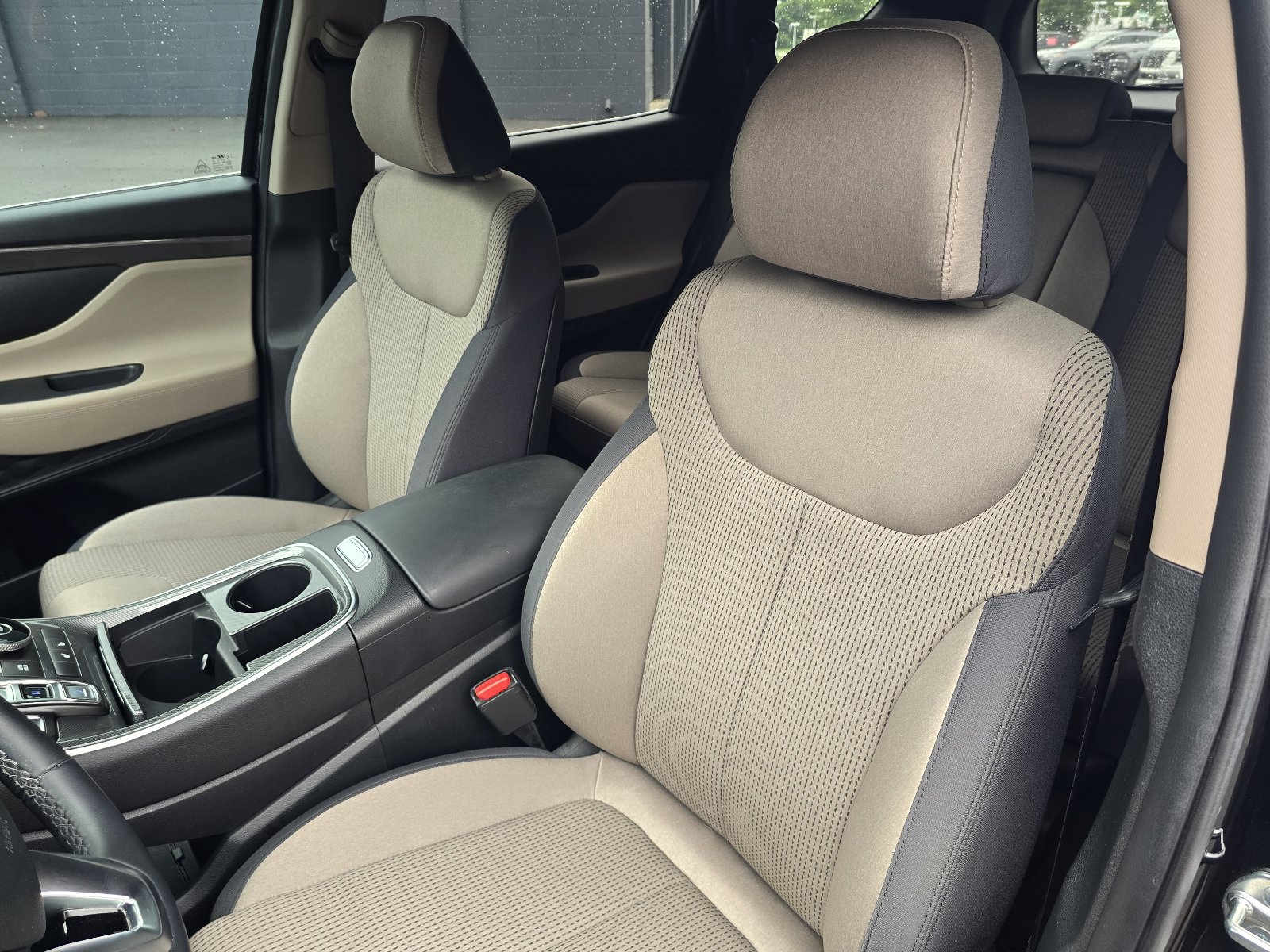 Used 2023 Hyundai Santa Fe SEL FWD image 14