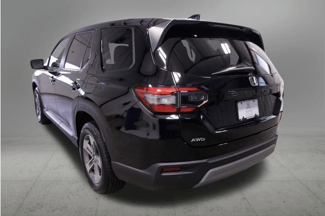 Certified 2025 Honda Pilot EX-L image 4