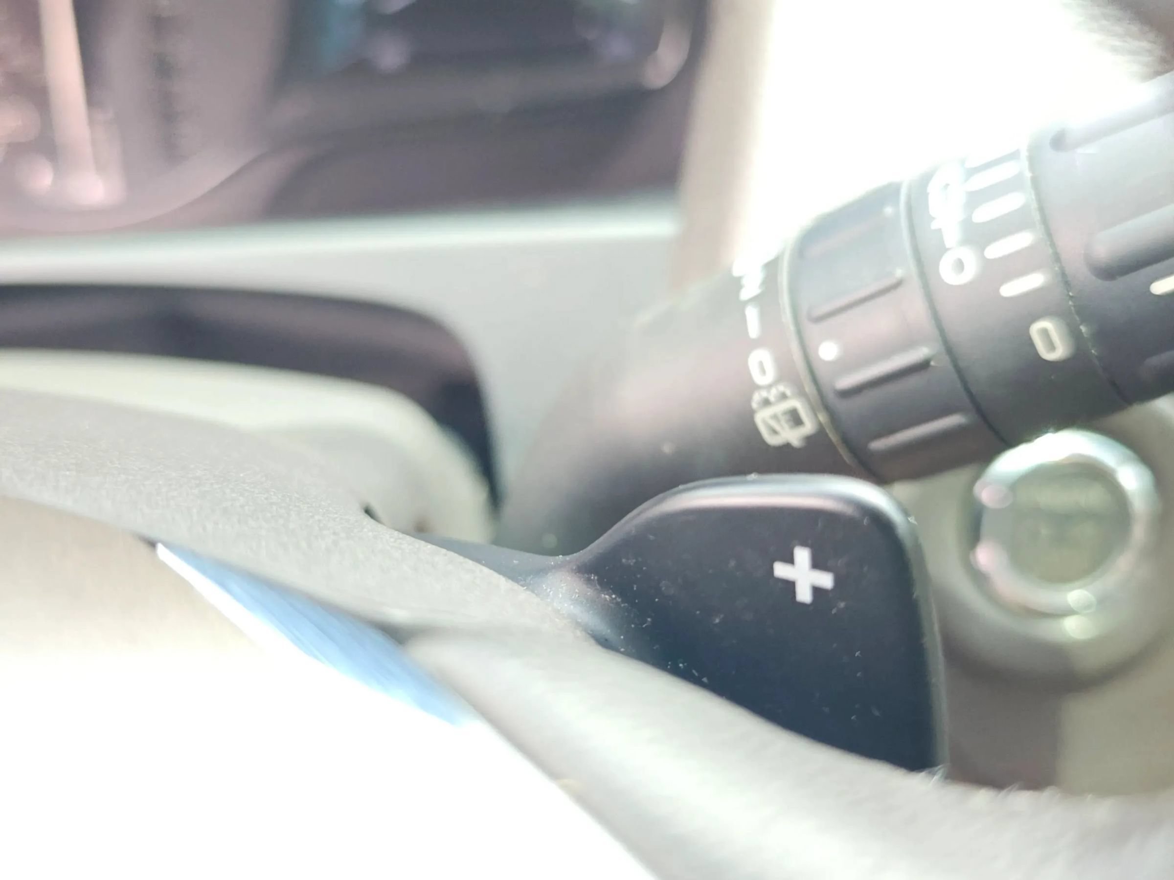Used 2013 Lincoln MKX FWD image 19