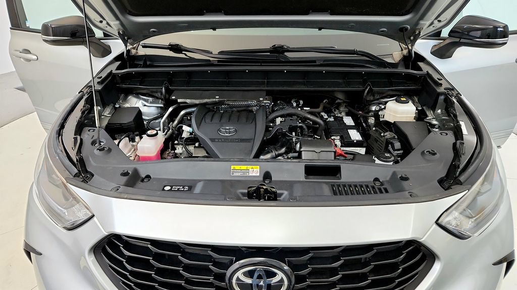 Used 2023 Toyota Highlander XSE AWD/4WD image 15