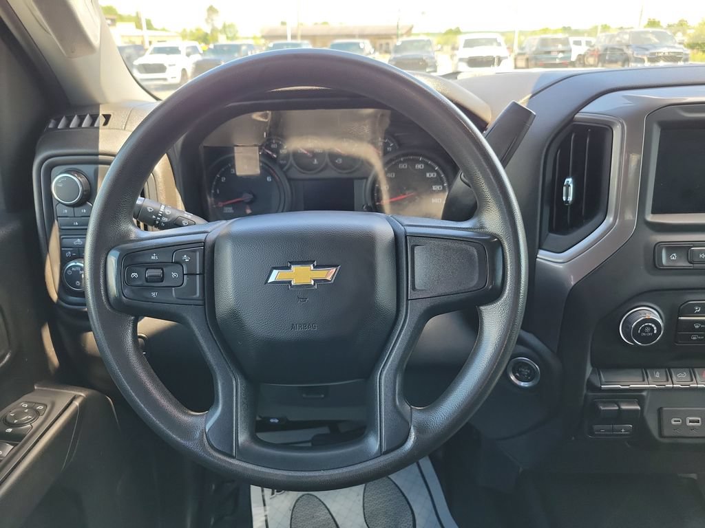 Used 2024 Chevrolet Silverado 3500 W/T AWD/4WD image 33