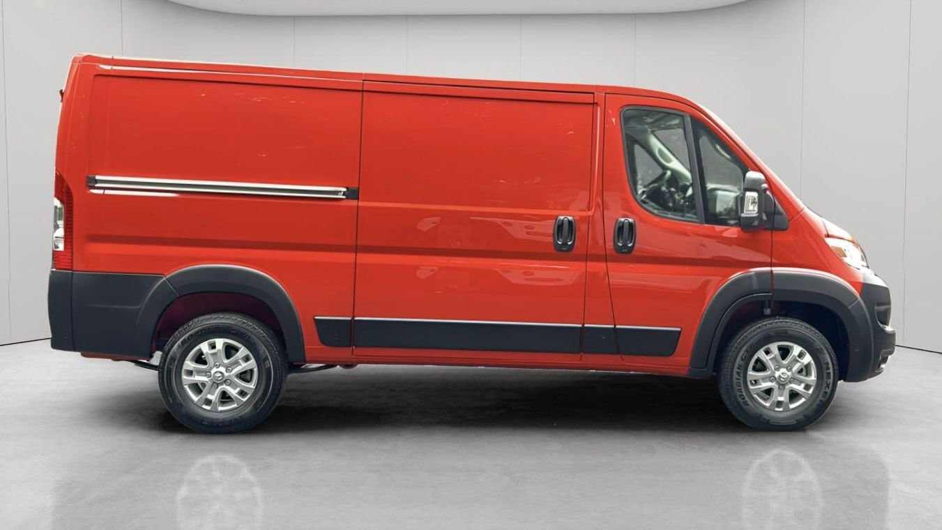 New 2025 RAM ProMaster 2500 w/ Quick Order Package 22H SLT+ FWD image 4