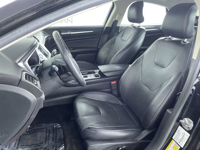 Used 2017 Ford Fusion Titanium image 19