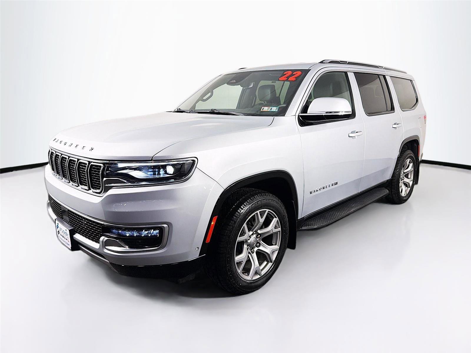 Used 2022 Jeep Wagoneer Series II w/ Rear Seat Video Group 1 image 3