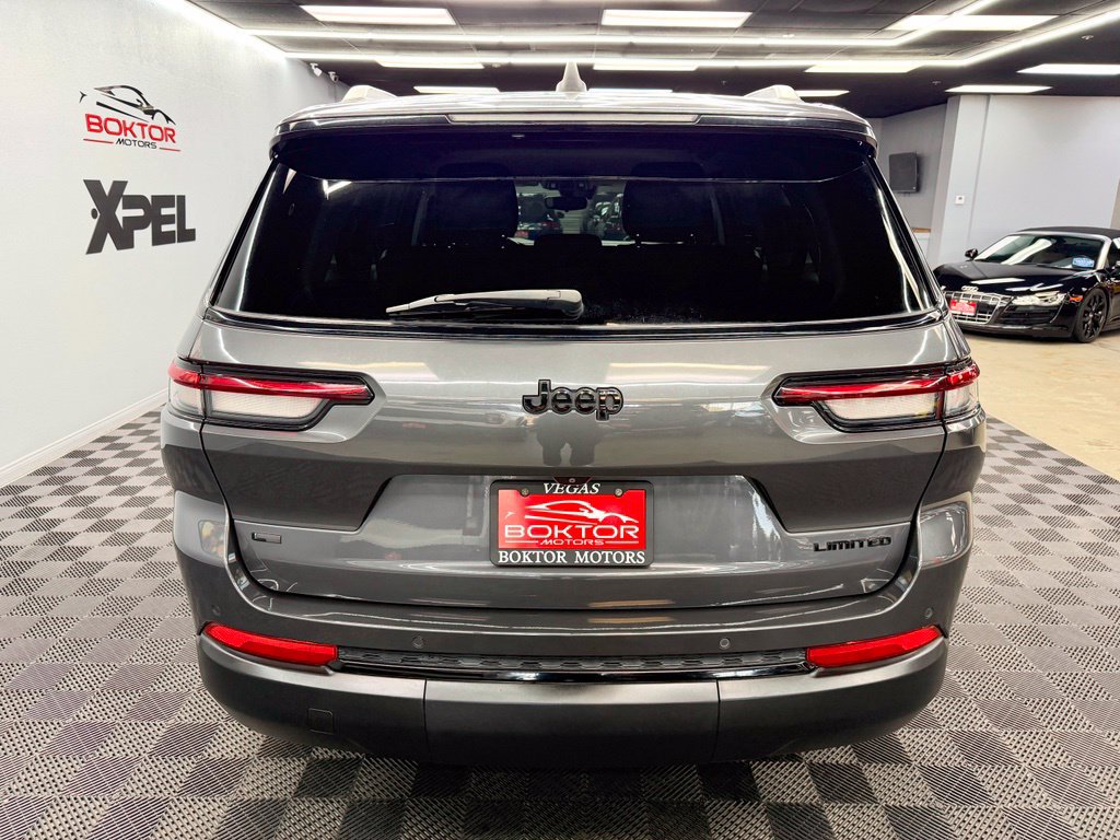 Used 2022 Jeep Grand Cherokee L Limited w/ Black Appearance Package RWD image 13