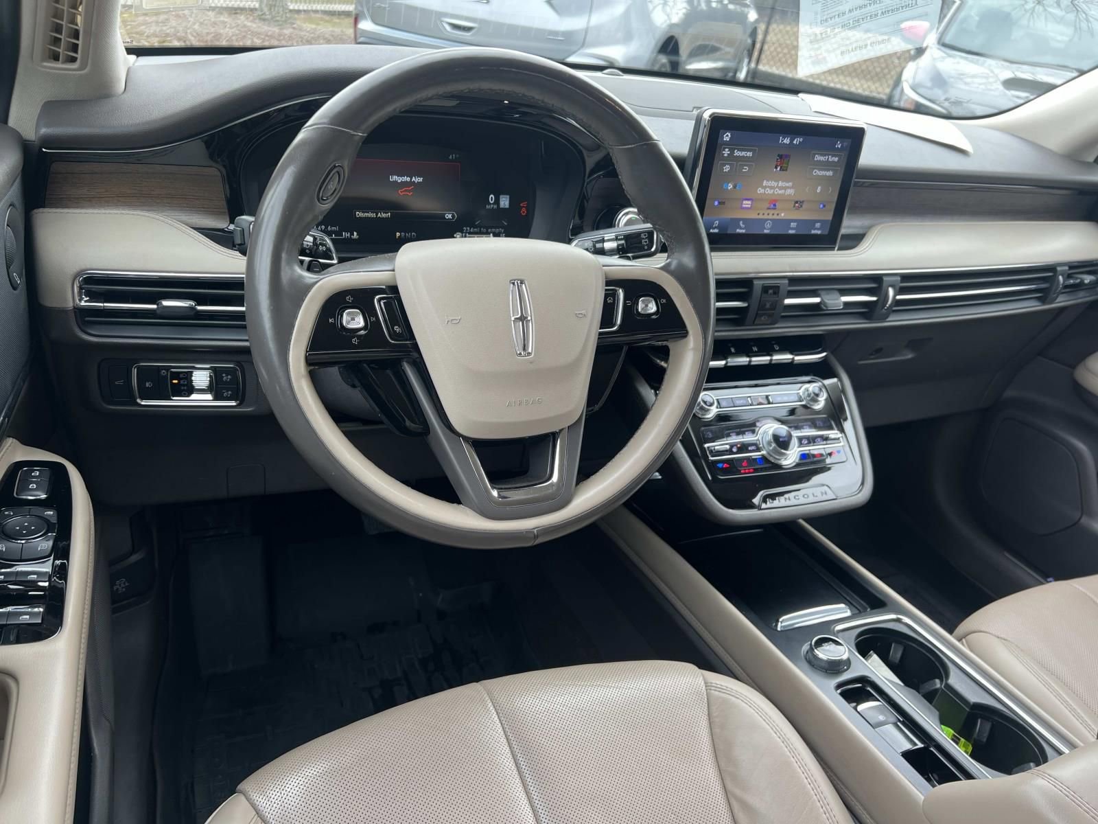 Used 2020 Lincoln Corsair Reserve w/ Equipment Group 201A image 22