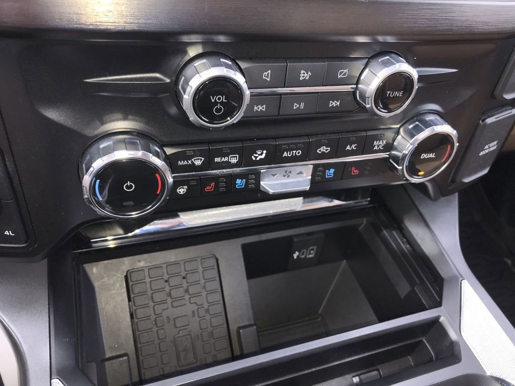 Used 2024 Ford F250 Lariat w/ Lariat Ultimate Package image 19