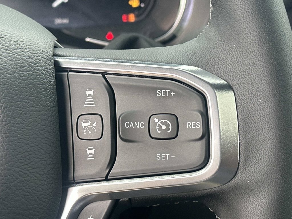 New 2026 RAM 3500 Laramie AWD/4WD image 27