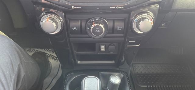 Used 2018 Toyota 4Runner TRD Off-Road Premium image 19