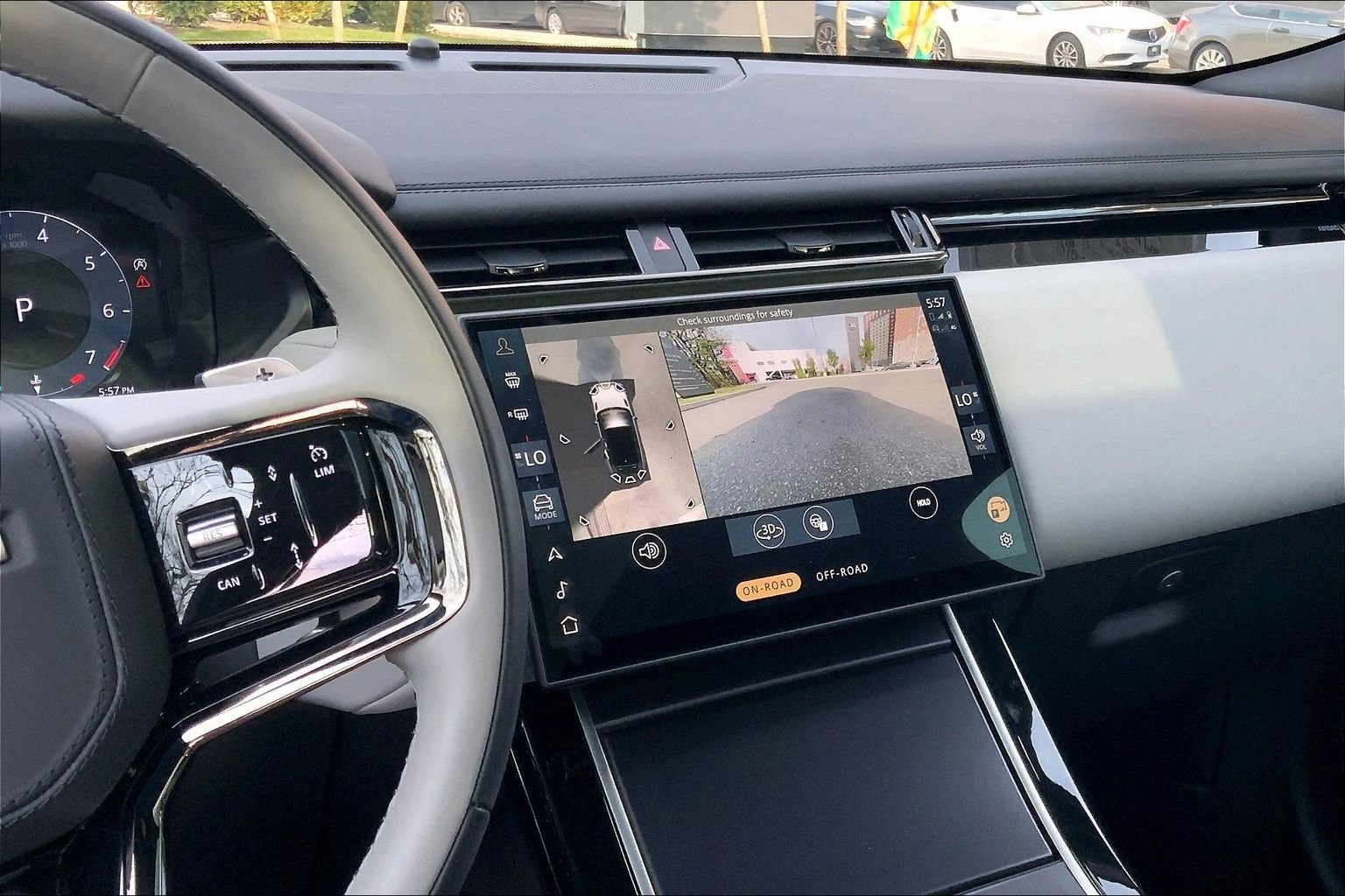 Used 2026 Land Rover Range Rover Velar Dynamic SE AWD/4WD image 6