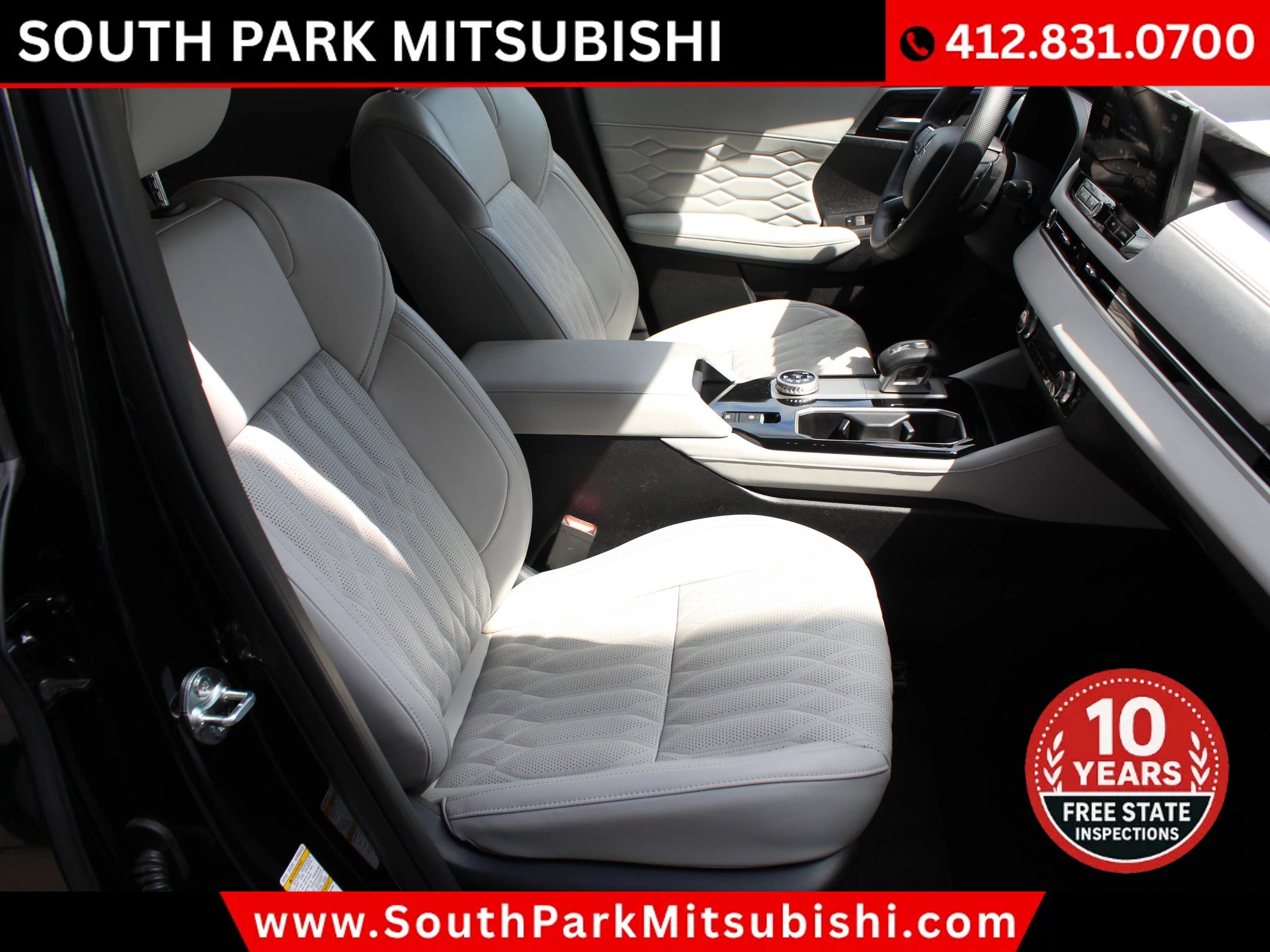 Used 2025 Mitsubishi Outlander SEL image 14