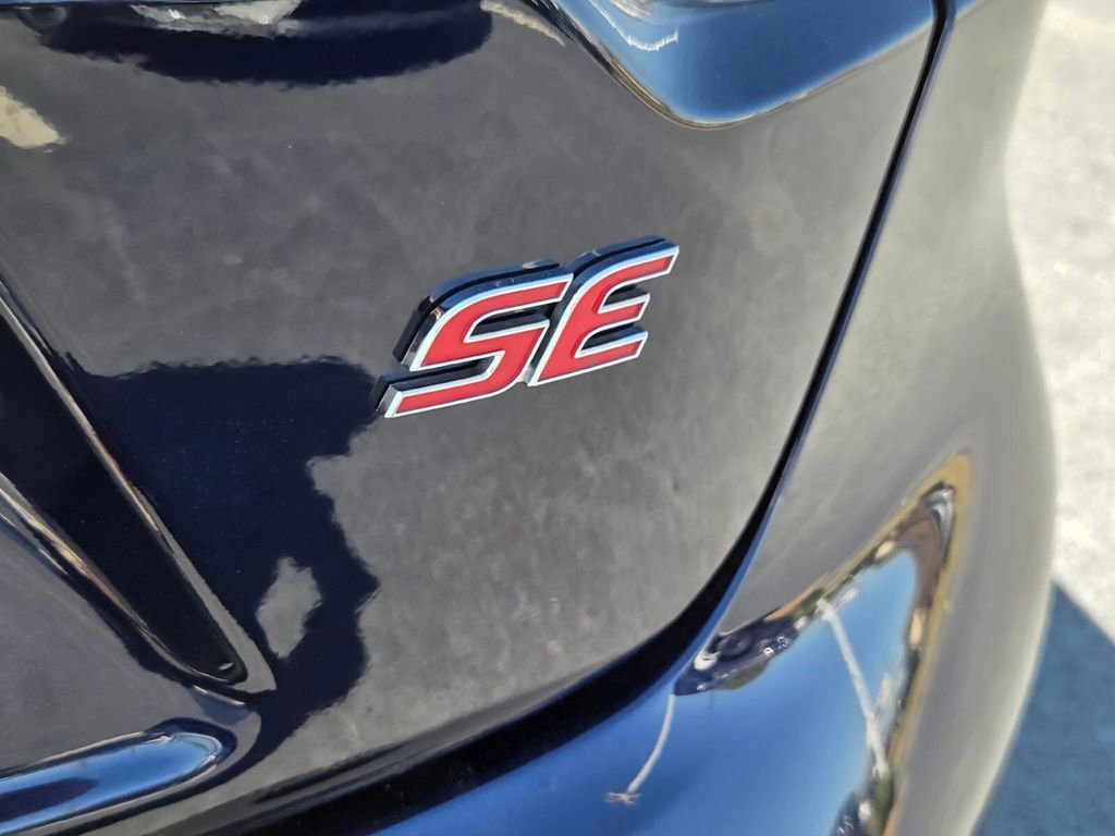 Certified 2025 Toyota Corolla SE image 11