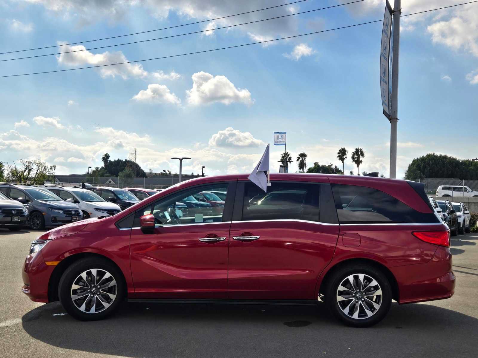 Used 2022 Honda Odyssey EX-L image 4