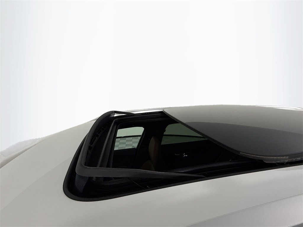 Used 2024 Volvo V60 B5 Cross Country Plus w/ Protection Package Premier image 23