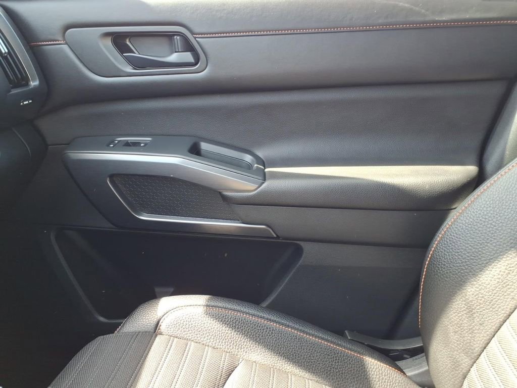 Used 2024 Nissan Pathfinder Rock Creek image 25