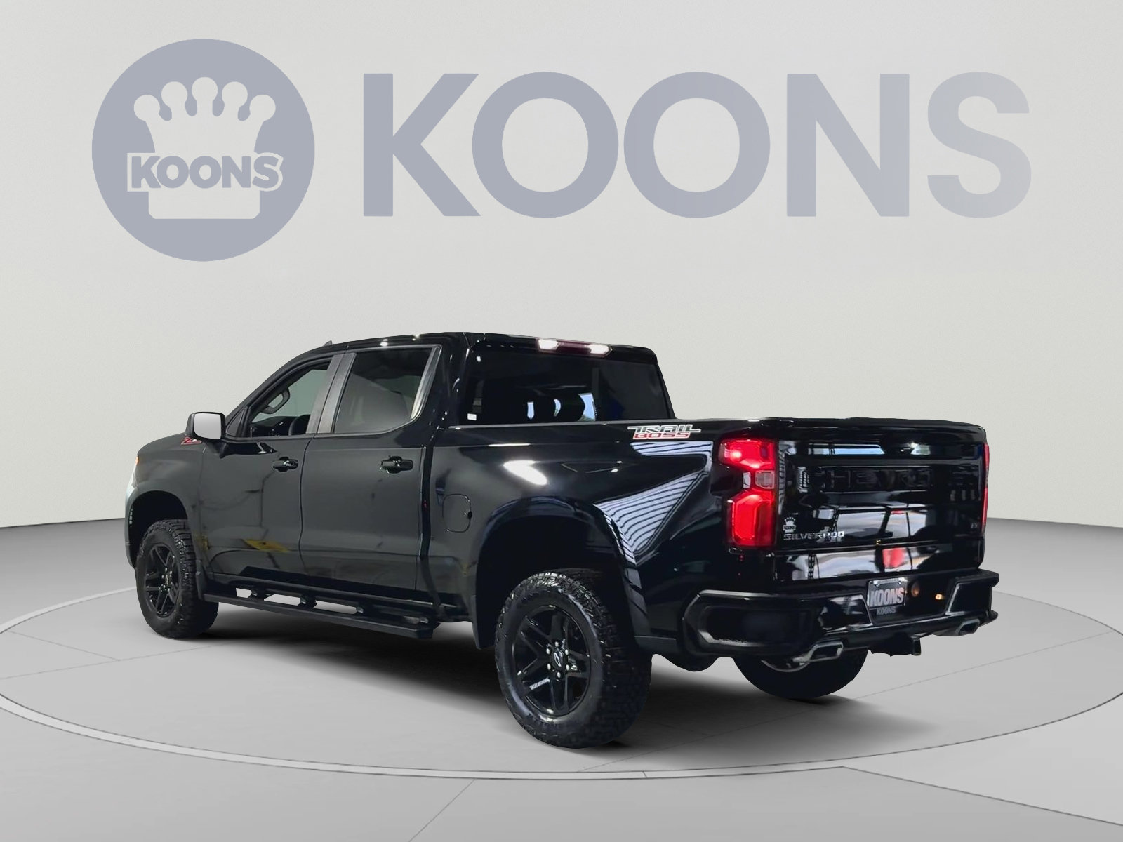 Used 2023 Chevrolet Silverado 1500 LT Trail Boss AWD/4WD image 8