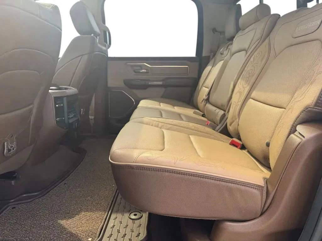 Used 2019 RAM 1500 Laramie Longhorn AWD/4WD image 18