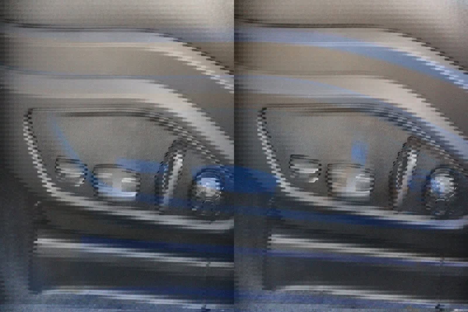 Used 2025 Porsche Panamera 4 image 19