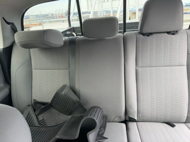 Used 2019 Toyota Tacoma SR5 RWD image 11