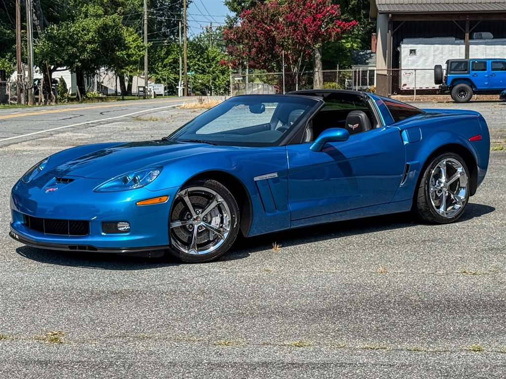 Used 2011 Chevrolet Corvette Grand Sport w/ Preferred Equipment Group RWD image 12