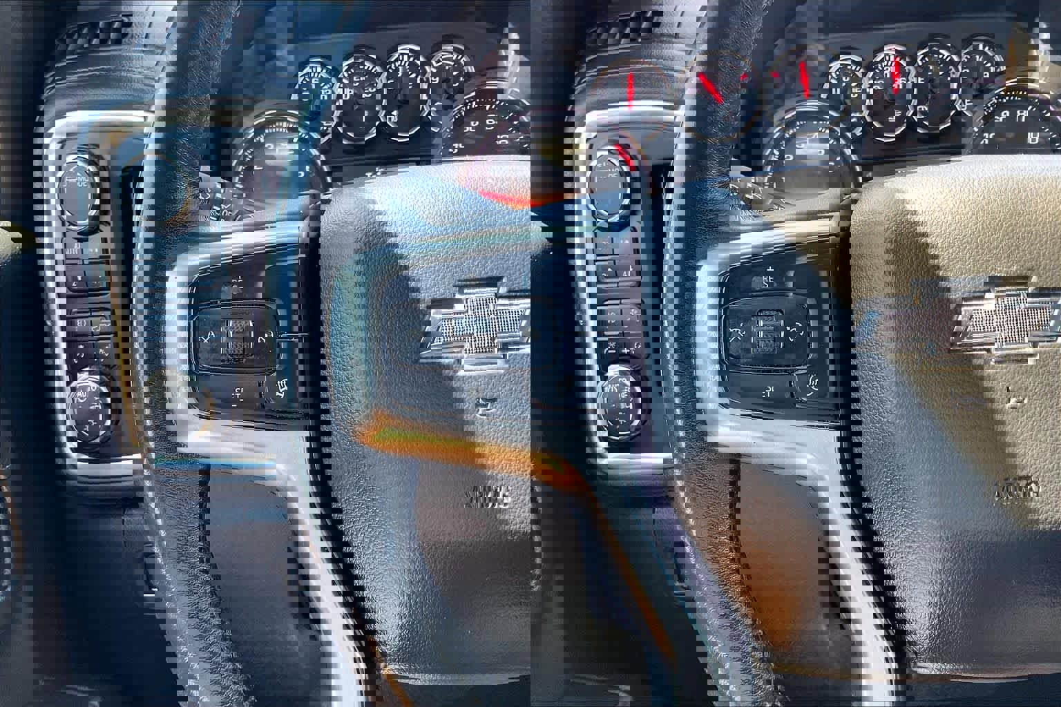 Used 2021 Chevrolet Silverado 1500 LT Trail Boss w/ Convenience Package II image 18