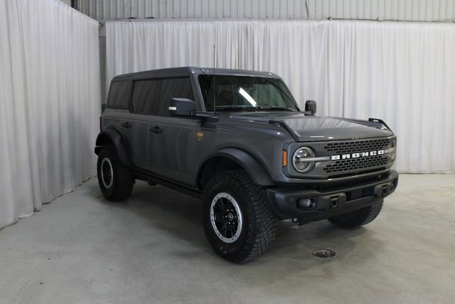 Used 2023 Ford Bronco Badlands w/ Sasquatch Package AWD/4WD image 25