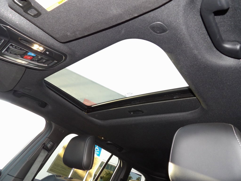 Used 2022 Jeep Grand Cherokee Altitude image 10