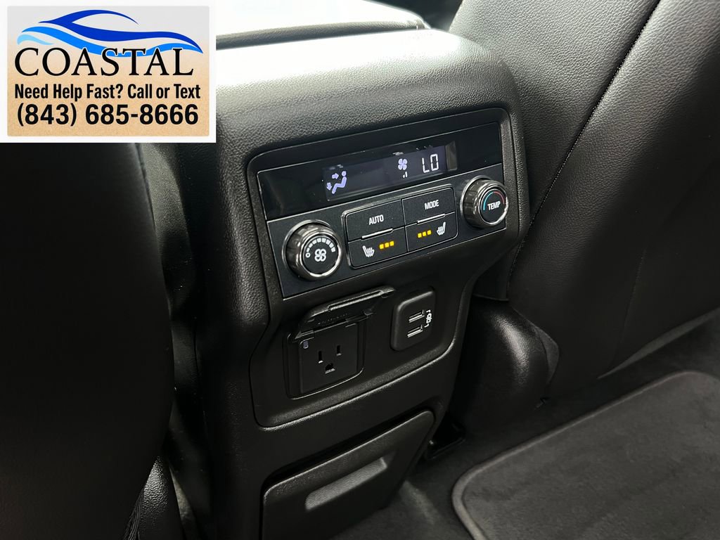 Used 2019 GMC Acadia Denali w/ Technology Package FWD image 21