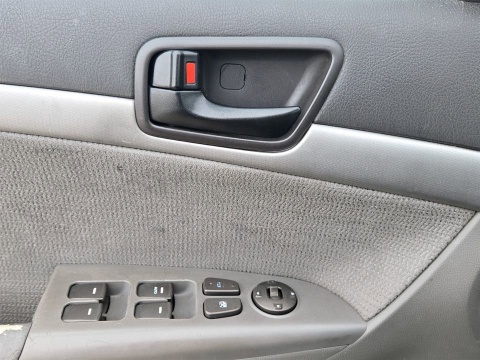 Used 2009 Hyundai Sonata GLS image 15
