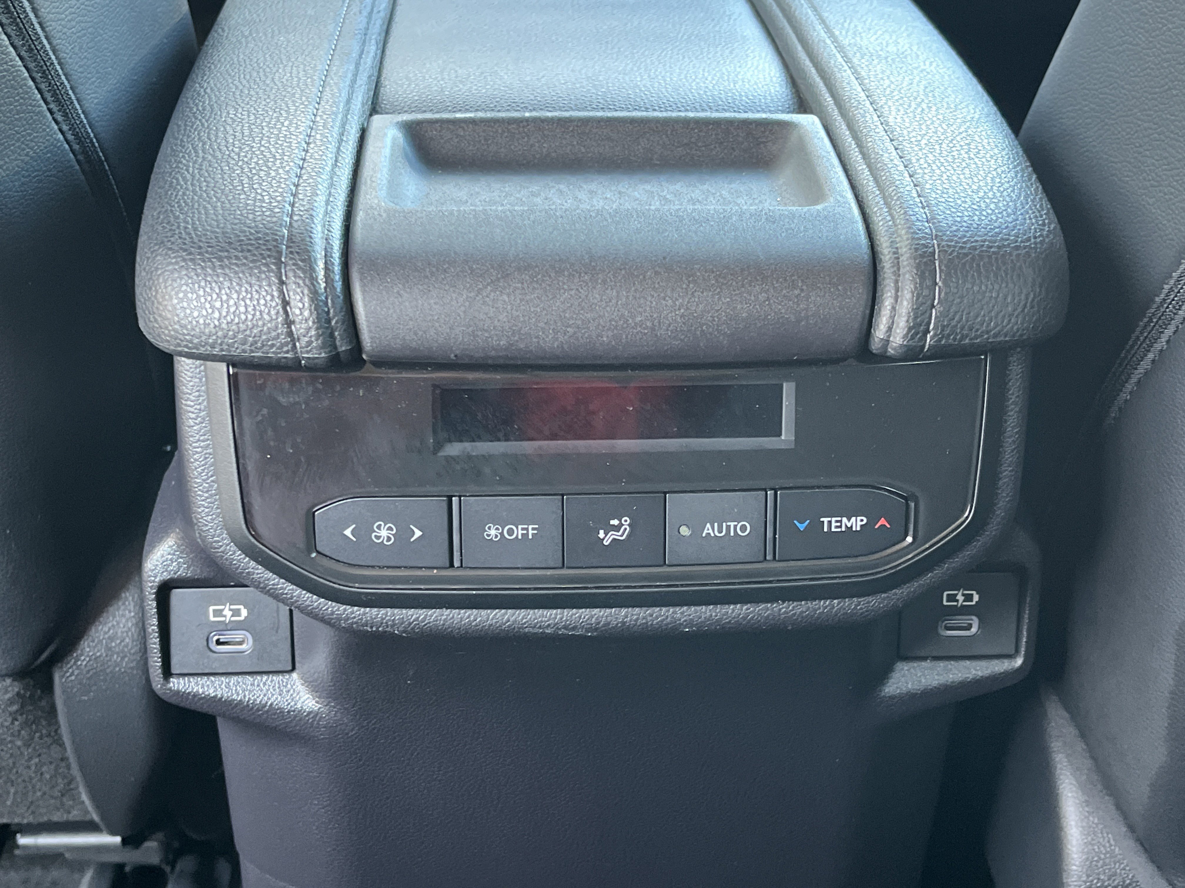 Used 2024 Toyota Grand Highlander XLE image 22