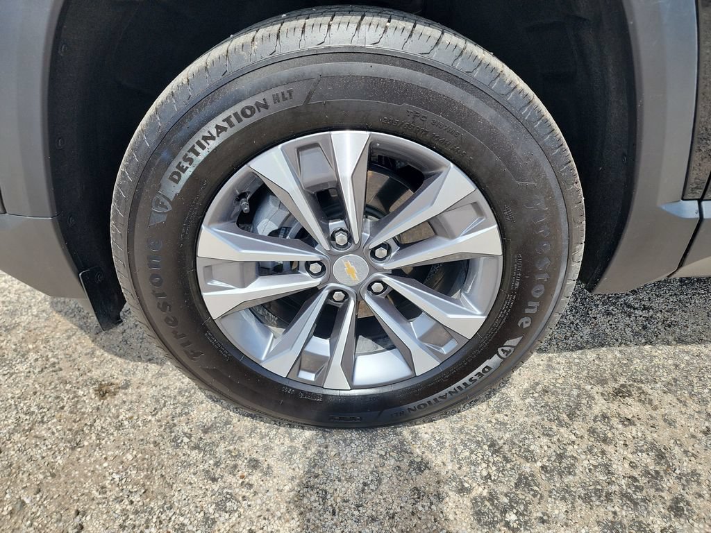 Certified 2026 Chevrolet Equinox LT FWD image 12