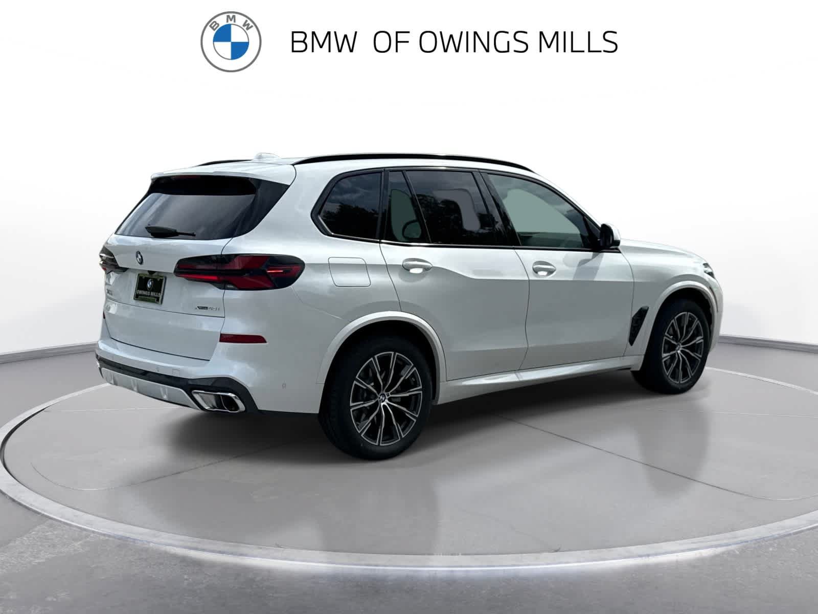 New 2026 BMW X5 xDrive40i w/ M Sport Package AWD/4WD image 9