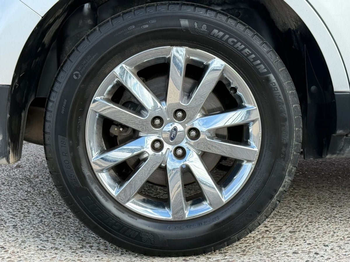 Used 2013 Ford Edge Limited FWD image 26