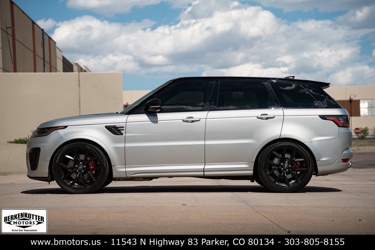 Used 2022 Land Rover Range Rover Sport SVR Carbon Edition AWD/4WD image 8
