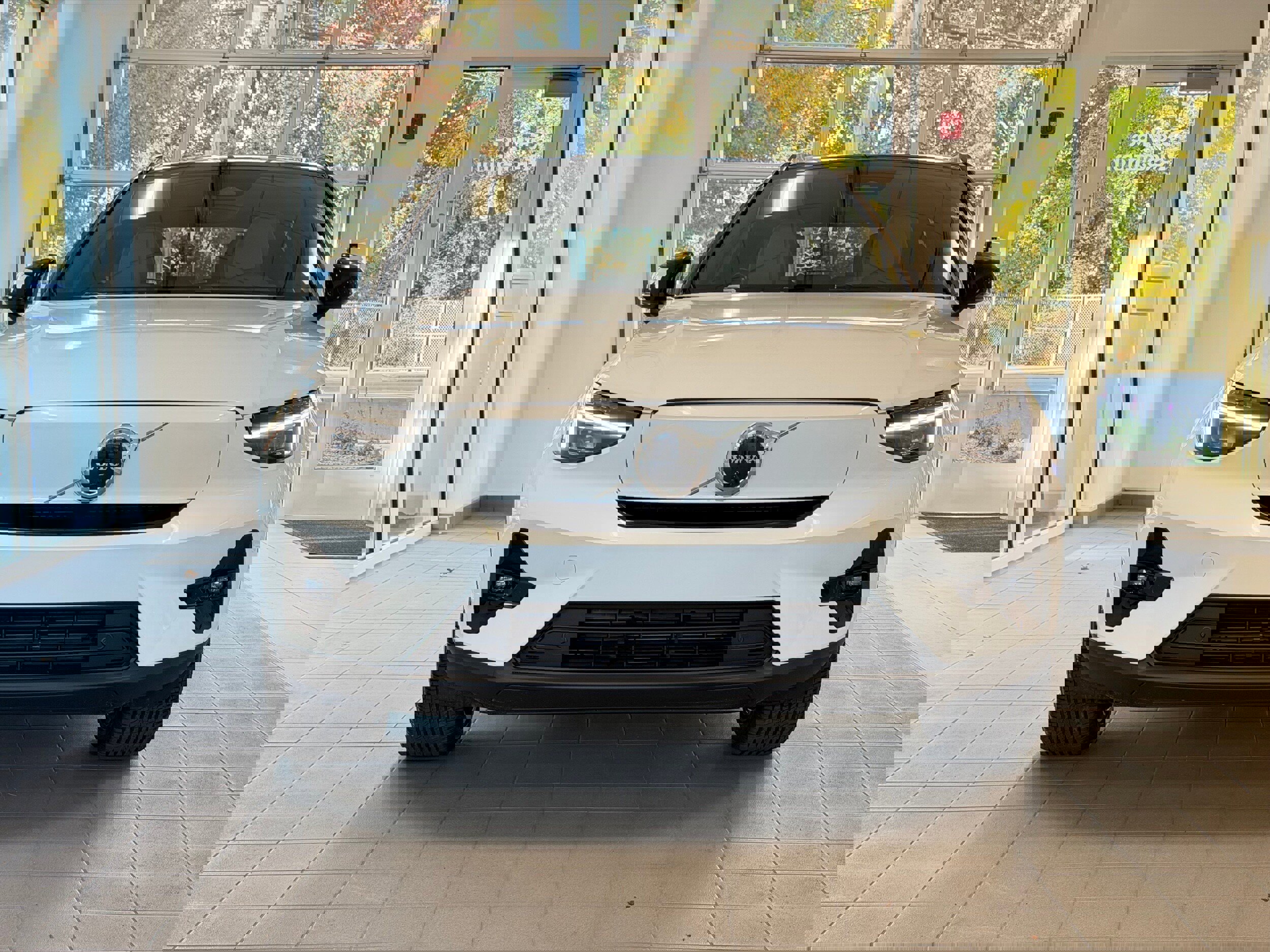 New 2026 Volvo EX40 Plus w/ Climate Package image 3