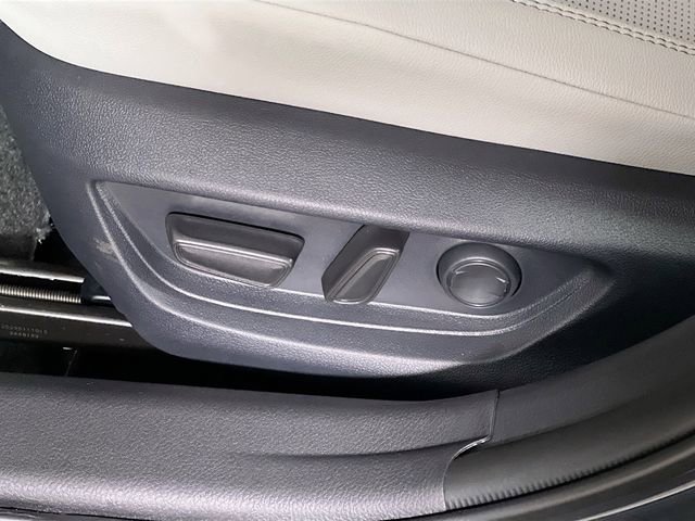 New 2026 Toyota Camry XLE image 13