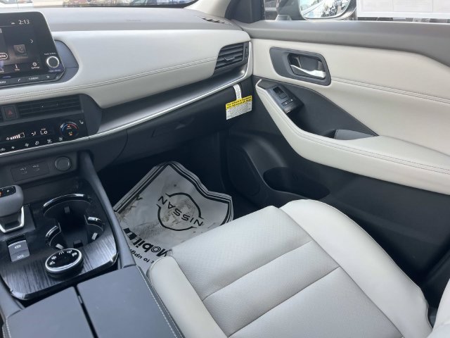 New 2026 Nissan Rogue Dark Armor AWD/4WD image 16