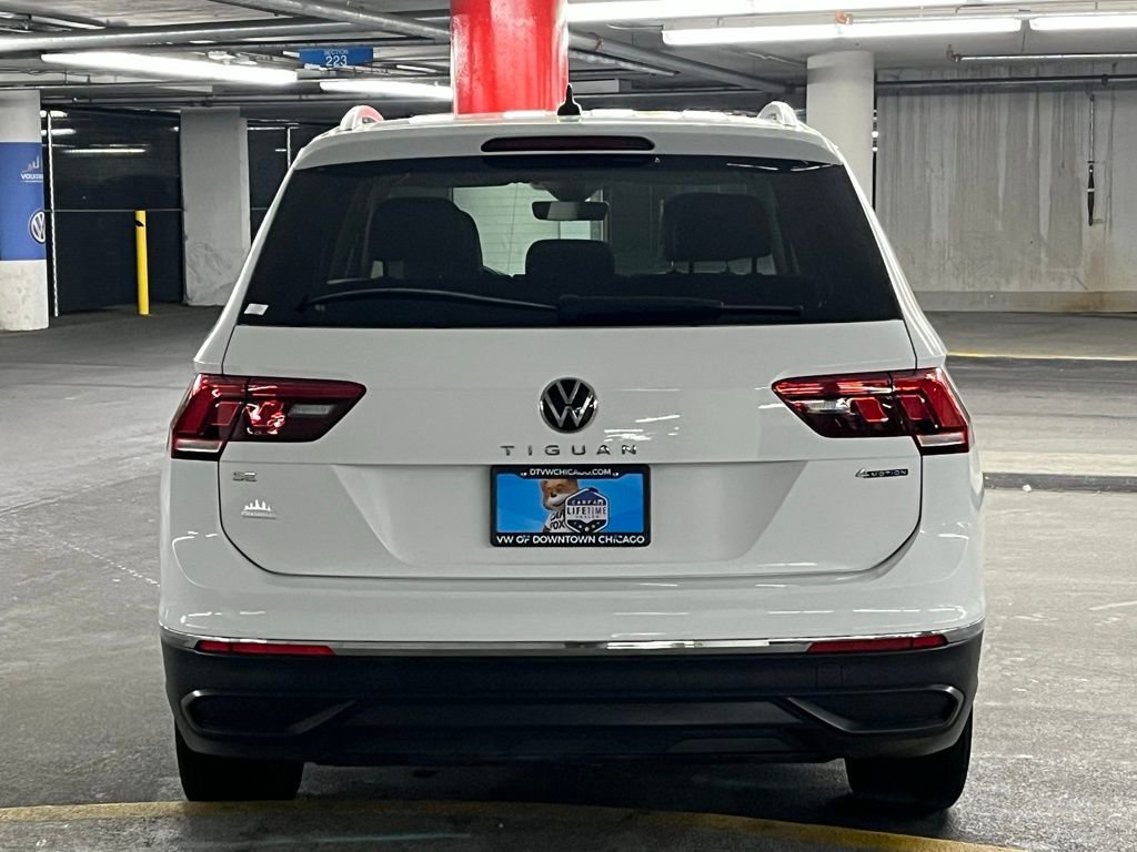 Used 2022 Volkswagen Tiguan SE w/ Panoramic Sunroof Package image 34