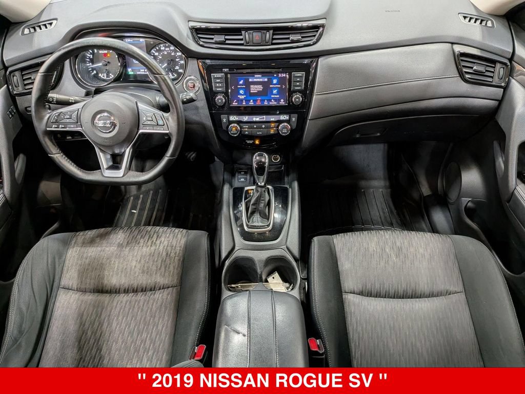 Used 2019 Nissan Rogue SV w/ Sun & Sound Touring Package AWD/4WD image 28